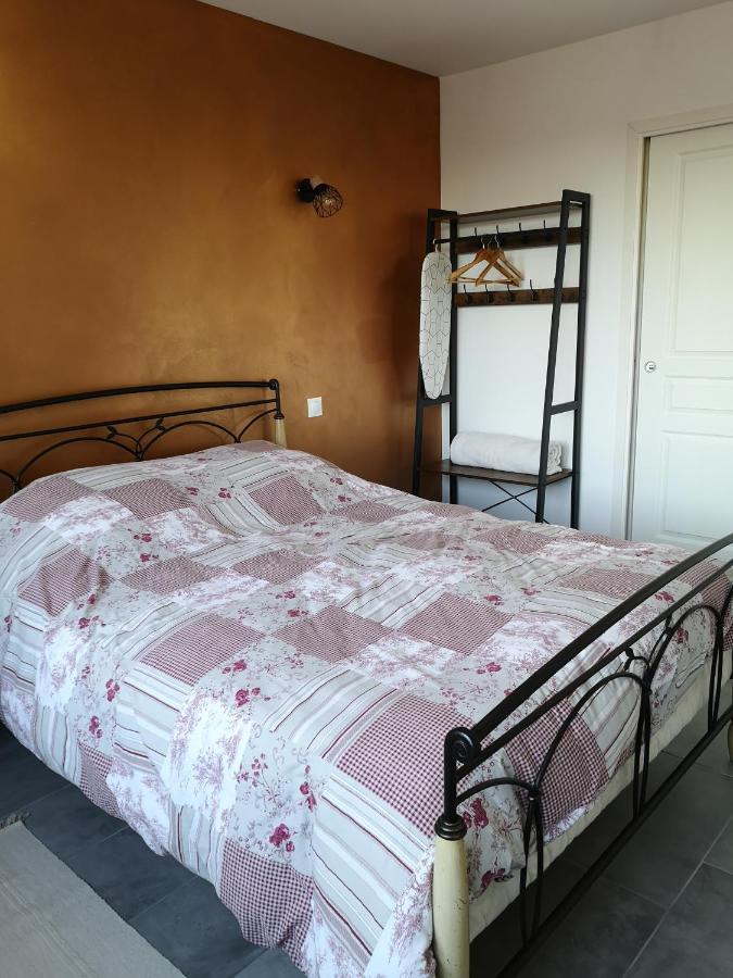 Chambre D'Hote-Appart Hotel Le Jardin Lison Exterior foto