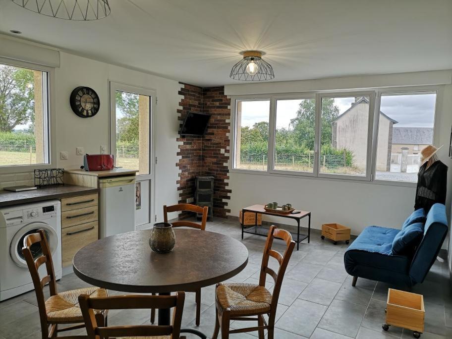 Chambre D'Hote-Appart Hotel Le Jardin Lison Exterior foto